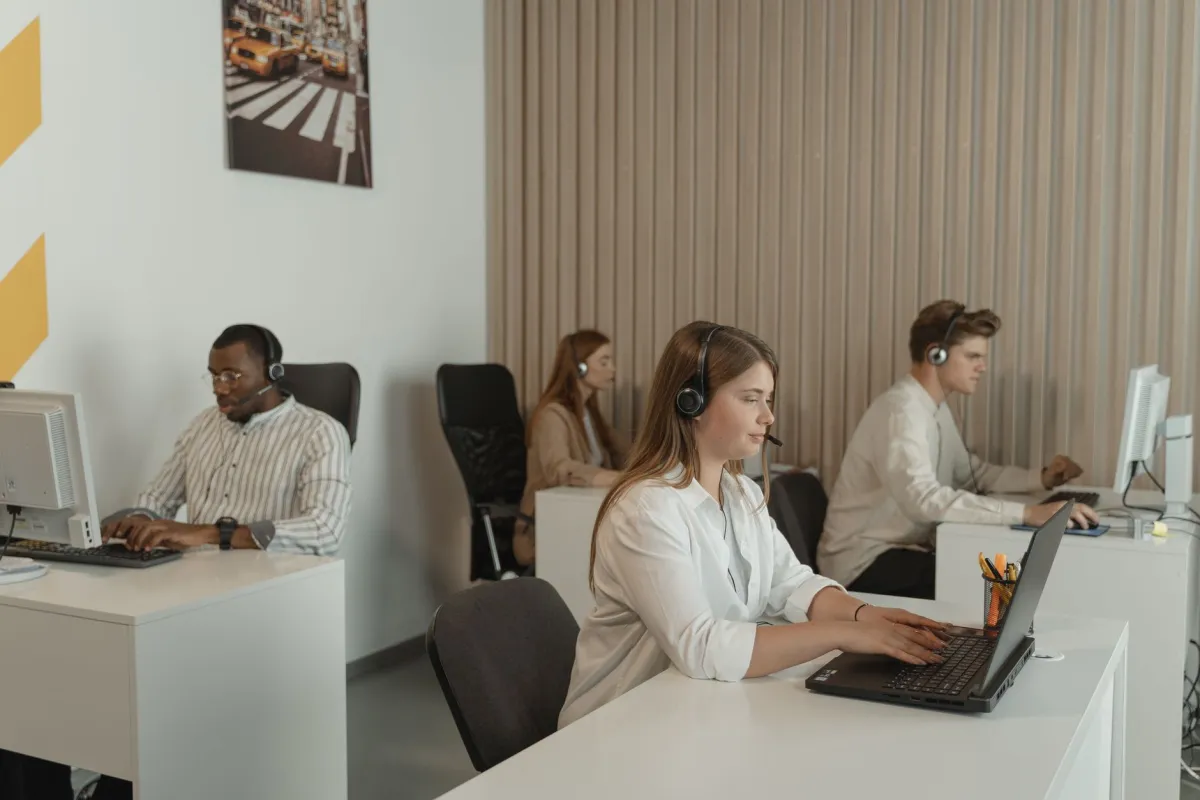 IT engineer providing managed IT services for a growing business in Business Bay Dubai