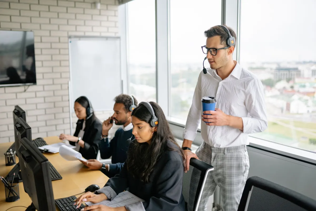 IT engineer providing managed IT services to a Dubai Marina office team