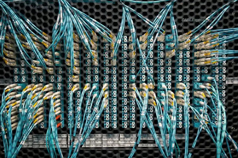 Structured cabling and server room setup supporting Windows Server RDS in Dubai